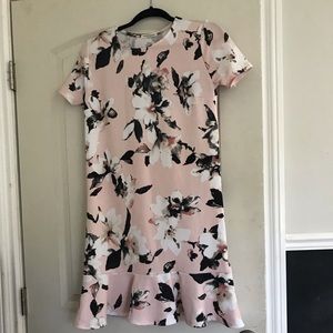 Pink floral dress with ruffle her size small